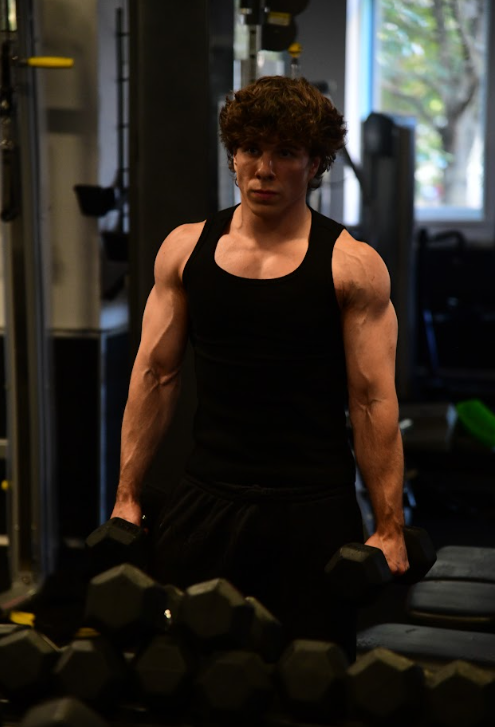 Sárvári Balázs